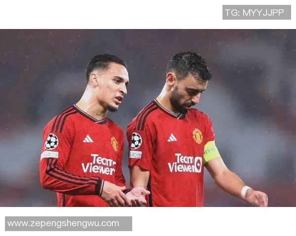 里昂与阿贾克斯友谊赛精彩回顾双方球员表现引人注目